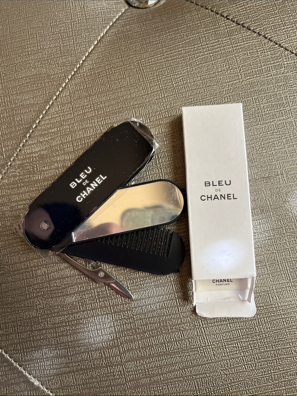 Chanel GWP Travel Tool NIB